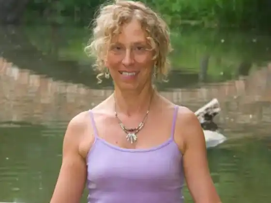 Lori Batcheller, 
                            Health & Wellness, Health & Wellness, Yoga, Yoga, Yoga, Yoga, Yoga, Yoga 
                            Expert at Masterclass Sampler w/ 30+ Classes